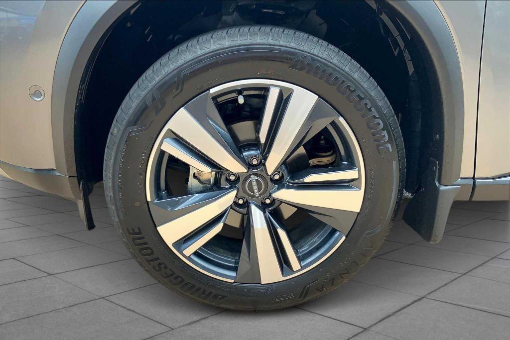 used 2023 Nissan Rogue car, priced at $32,674