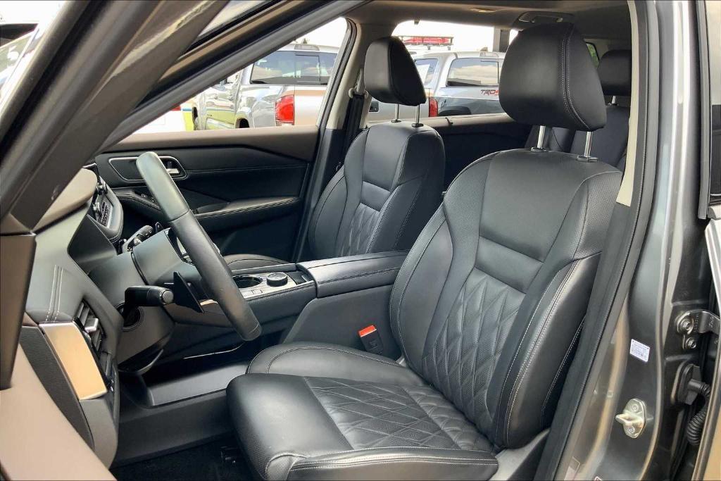 used 2023 Nissan Rogue car, priced at $32,674