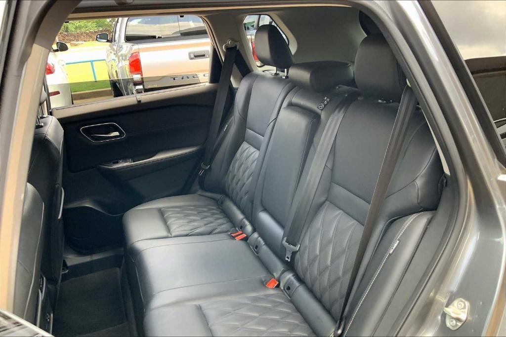 used 2023 Nissan Rogue car, priced at $32,674
