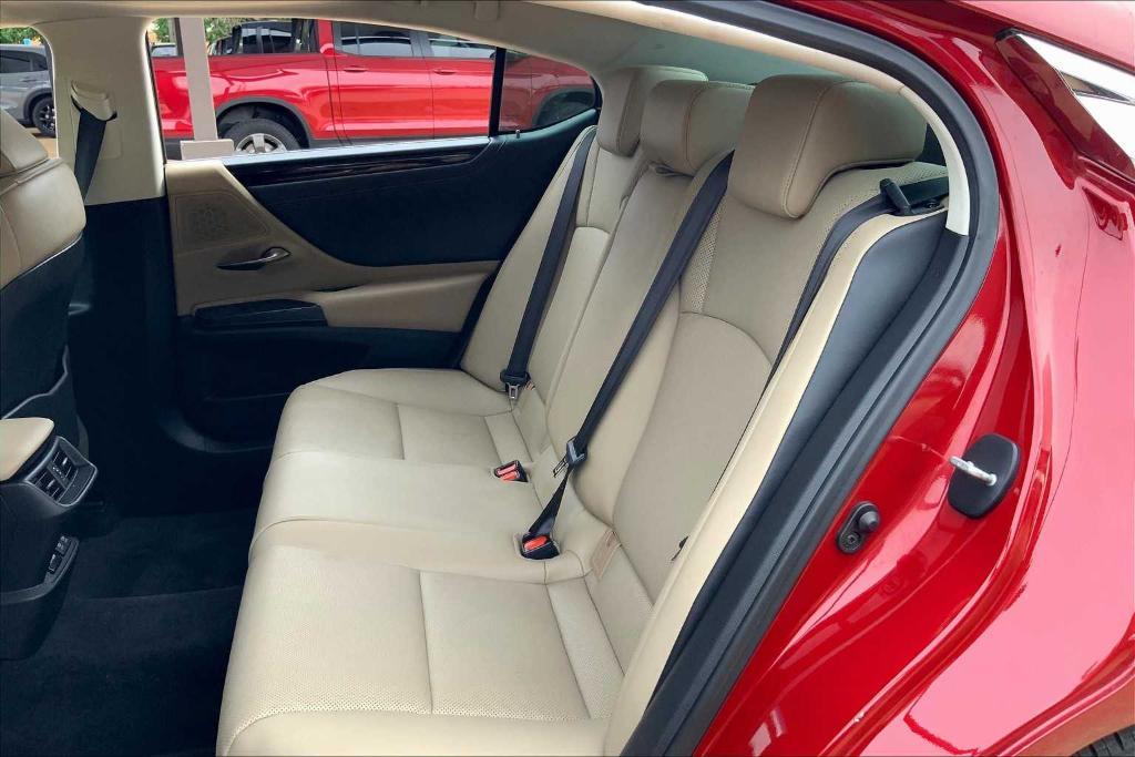 used 2020 Lexus ES 350 car, priced at $31,005