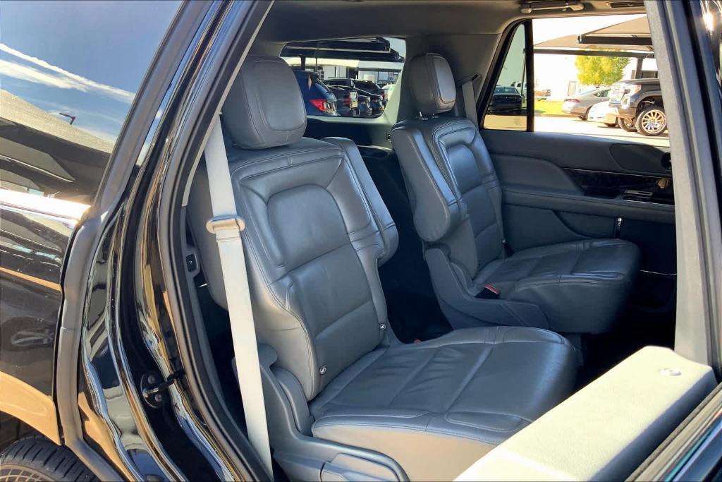 used 2021 Lincoln Navigator car, priced at $39,898