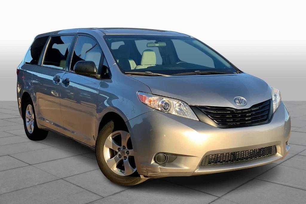 used 2017 Toyota Sienna car, priced at $19,950