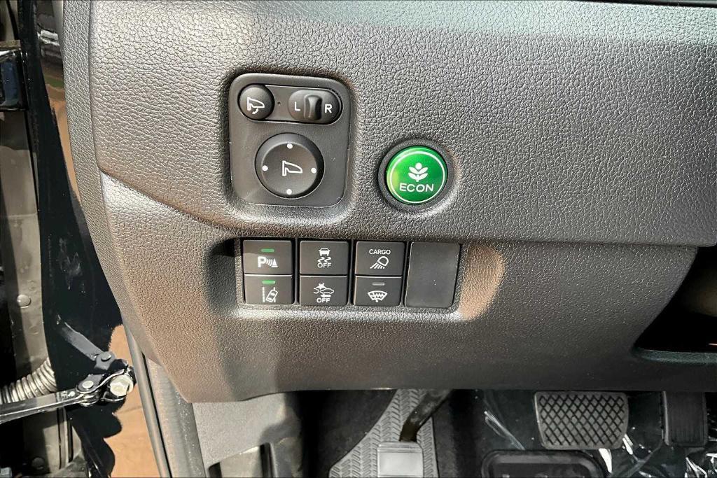 new 2025 Honda Ridgeline car, priced at $45,205