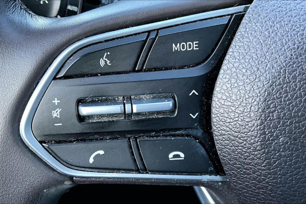 used 2019 Hyundai Santa Fe car, priced at $17,250