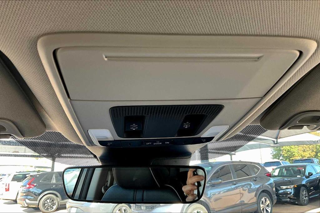 new 2025 Honda Pilot car, priced at $54,680