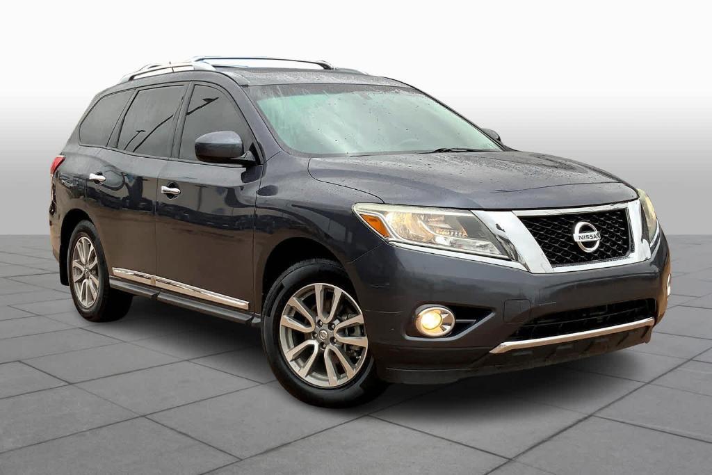 used 2013 Nissan Pathfinder car, priced at $9,950