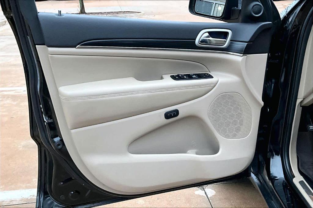 used 2020 Jeep Grand Cherokee car, priced at $22,101