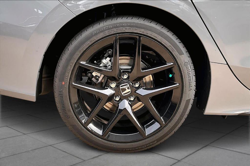 new 2026 Honda Civic Hybrid car, priced at $33,020