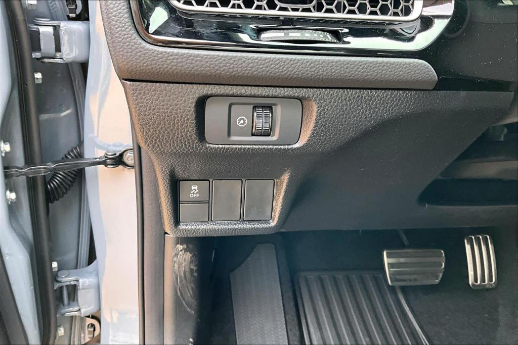 new 2026 Honda Civic Hybrid car, priced at $33,020