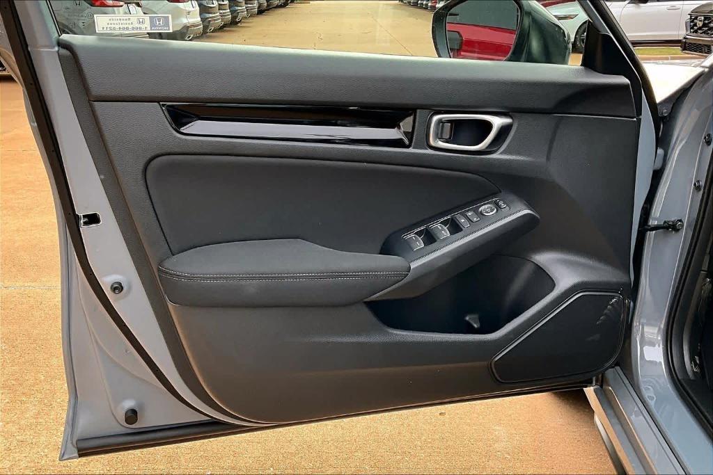 new 2026 Honda Civic Hybrid car, priced at $33,020