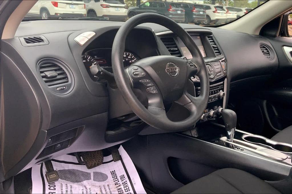 used 2020 Nissan Pathfinder car, priced at $20,289