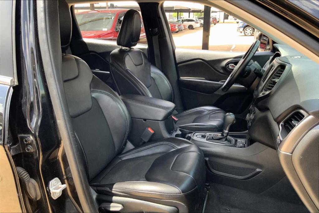 used 2019 Jeep Cherokee car, priced at $14,980