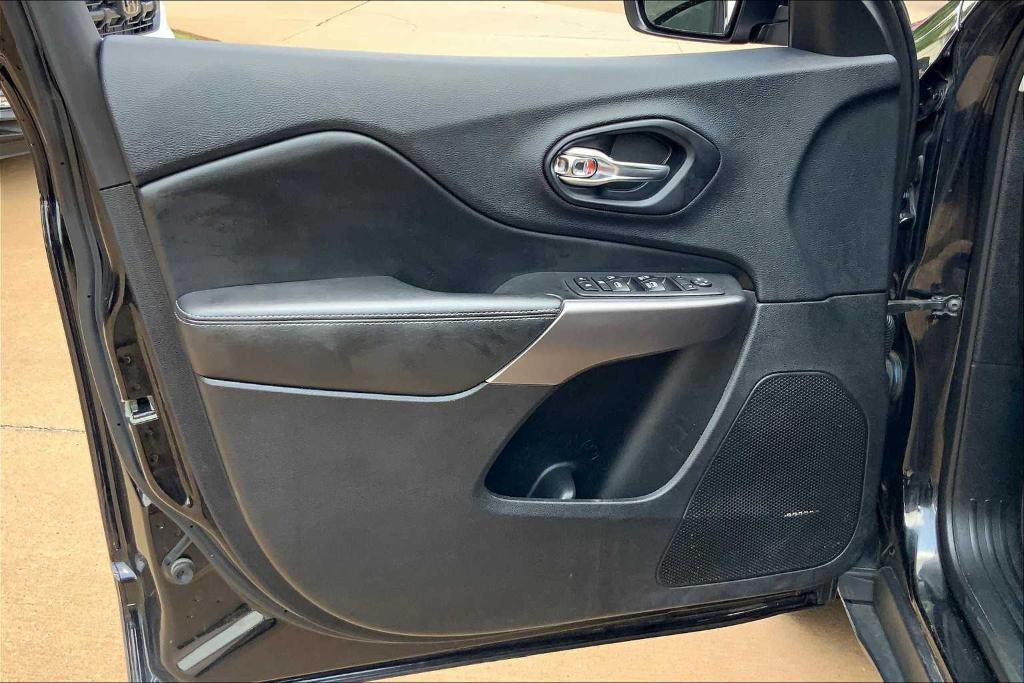 used 2019 Jeep Cherokee car, priced at $14,980