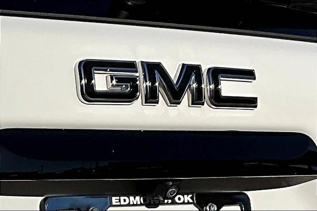 used 2024 GMC Terrain car, priced at $26,987