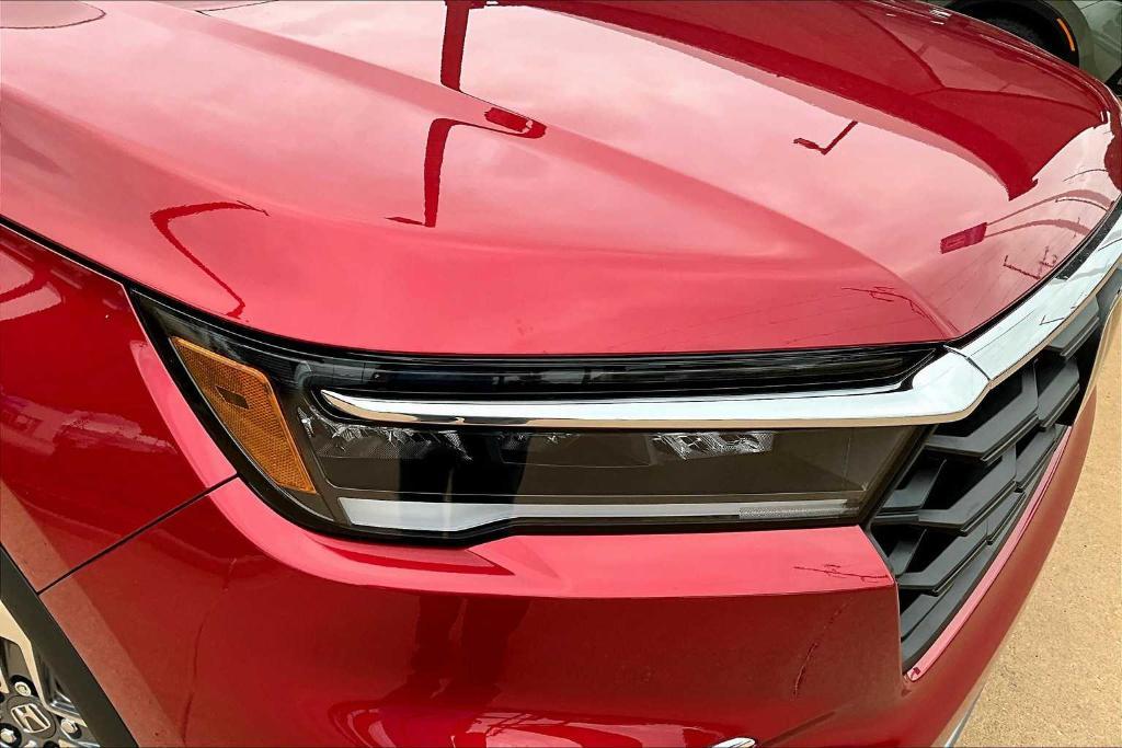 new 2025 Honda Pilot car, priced at $44,555