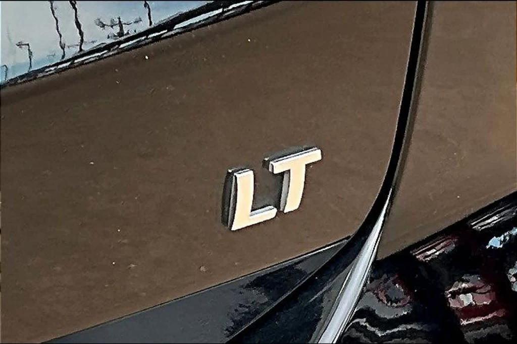 used 2022 Chevrolet Equinox car, priced at $20,903