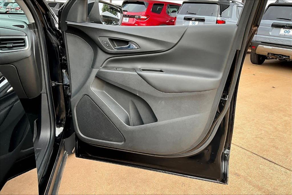 used 2022 Chevrolet Equinox car, priced at $20,903