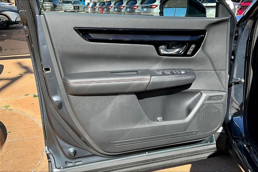 new 2026 Honda CR-V Hybrid car, priced at $44,575
