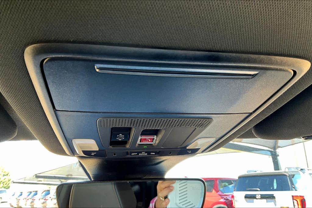 new 2026 Honda CR-V Hybrid car, priced at $44,575