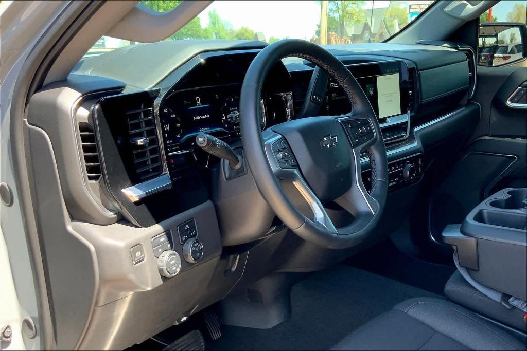 used 2024 Chevrolet Silverado 1500 car, priced at $45,586