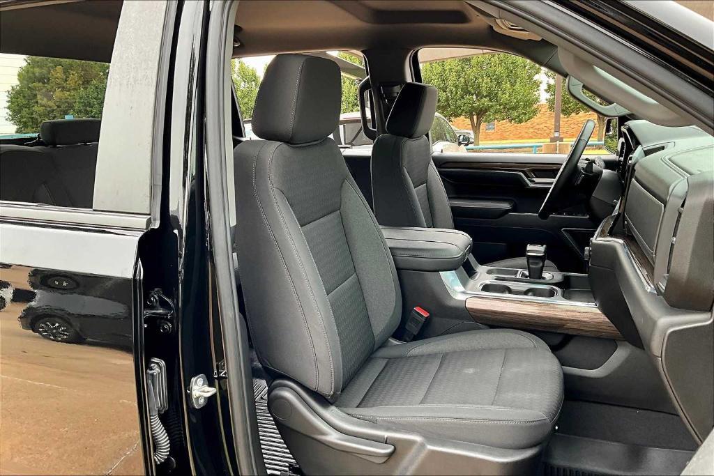 used 2024 Chevrolet Silverado 1500 car, priced at $41,995