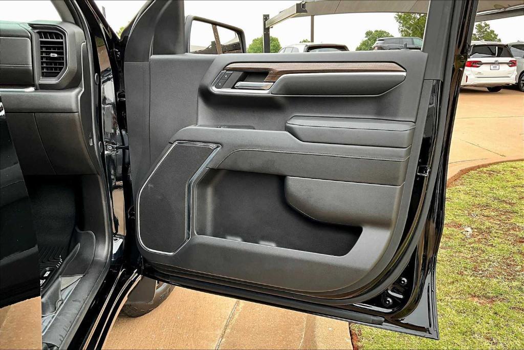 used 2024 Chevrolet Silverado 1500 car, priced at $41,995