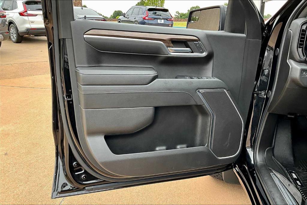 used 2024 Chevrolet Silverado 1500 car, priced at $41,995