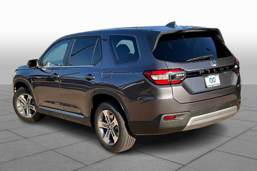 new 2025 Honda Pilot car, priced at $43,555