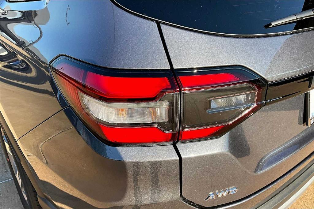 new 2025 Honda Pilot car, priced at $43,555