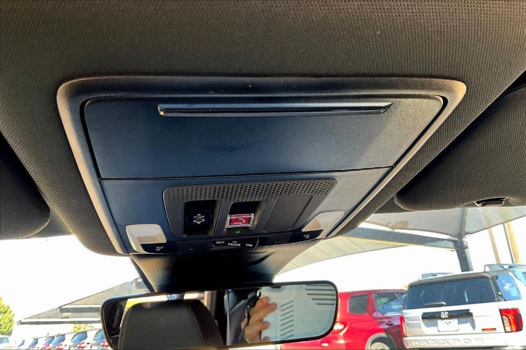 new 2026 Honda CR-V Hybrid car, priced at $39,755