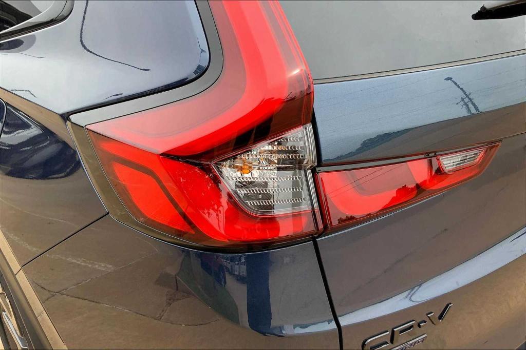 new 2026 Honda CR-V Hybrid car, priced at $39,820