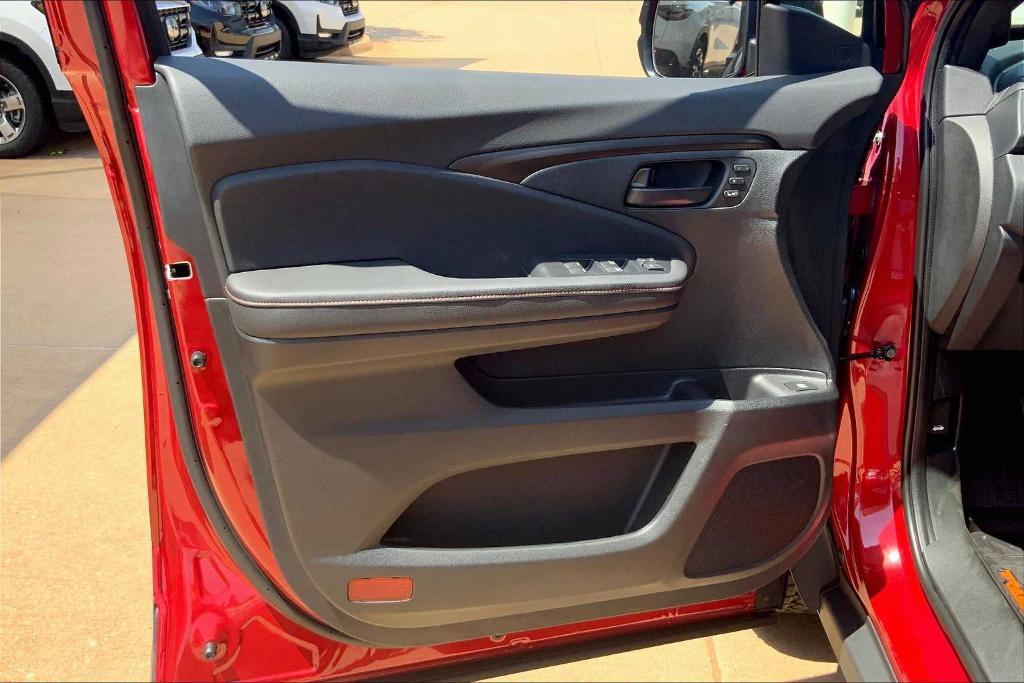 new 2025 Honda Ridgeline car, priced at $47,560