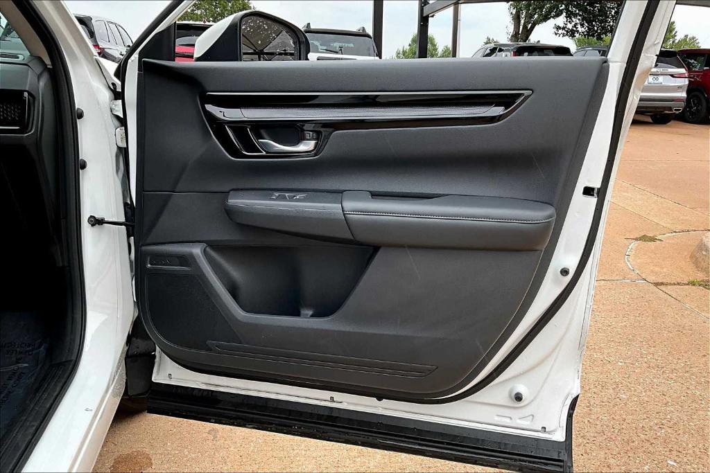 used 2023 Honda CR-V car, priced at $34,463