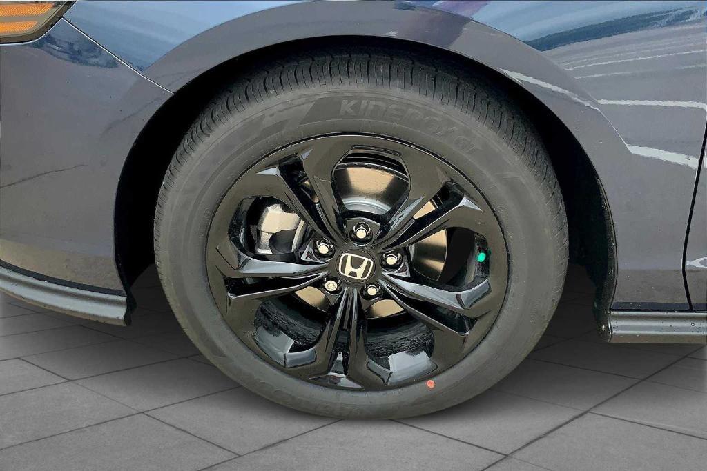 new 2025 Honda Accord car, priced at $31,085