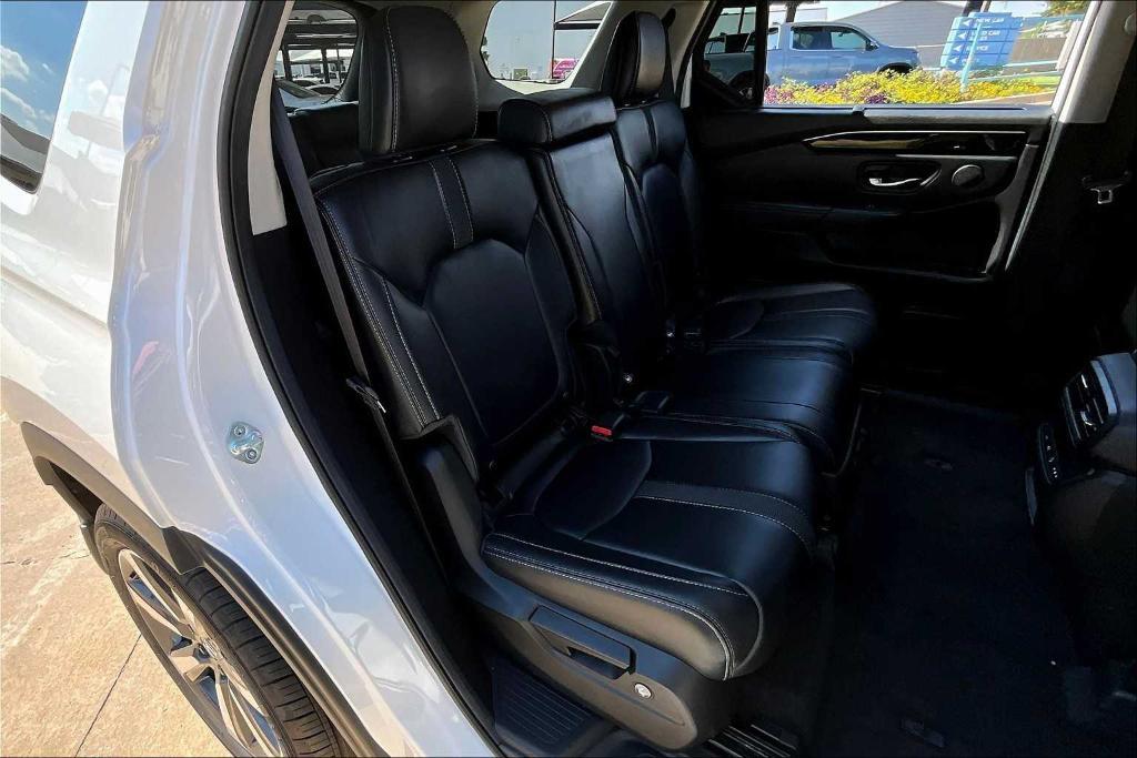 used 2025 Honda Pilot car, priced at $44,785