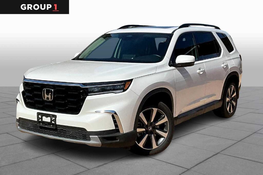 used 2025 Honda Pilot car, priced at $44,785