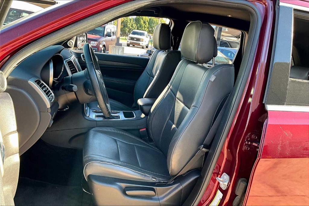used 2018 Jeep Grand Cherokee car, priced at $17,855