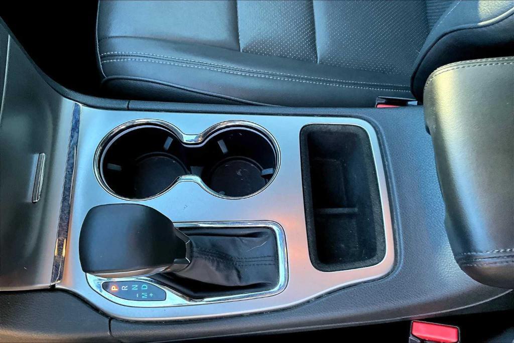 used 2018 Jeep Grand Cherokee car, priced at $17,855