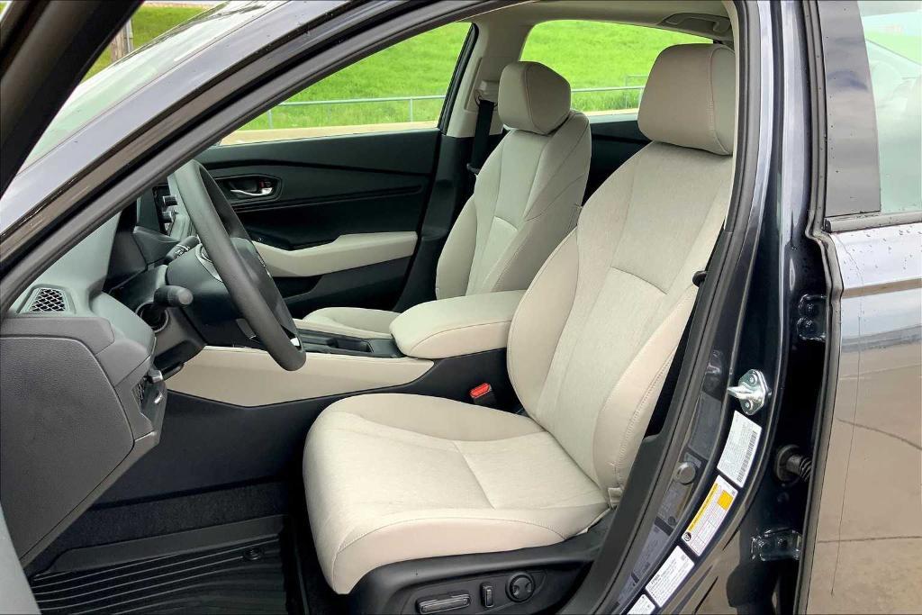 new 2025 Honda Accord car, priced at $31,085