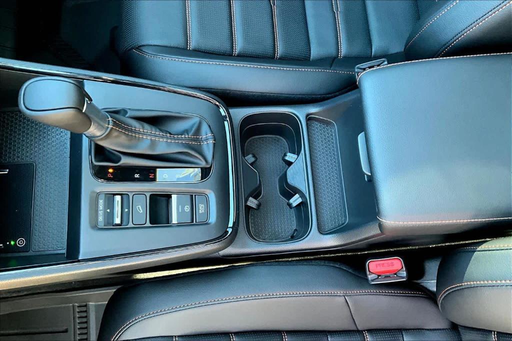 new 2026 Honda CR-V Hybrid car, priced at $41,255