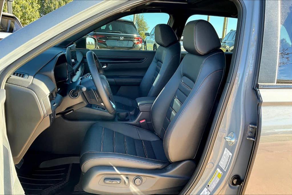 new 2026 Honda CR-V Hybrid car, priced at $41,255