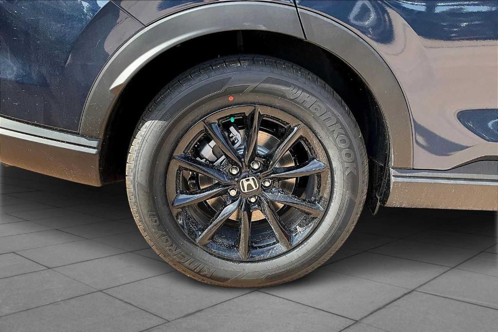 new 2026 Honda CR-V Hybrid car, priced at $40,800