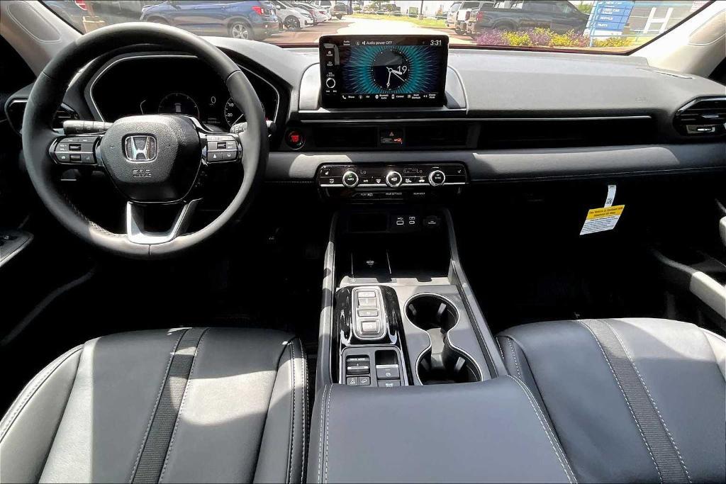 new 2025 Honda Pilot car, priced at $43,325