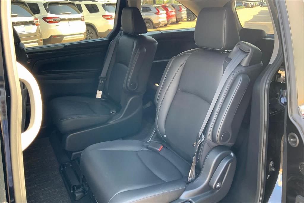 used 2023 Honda Odyssey car, priced at $37,135