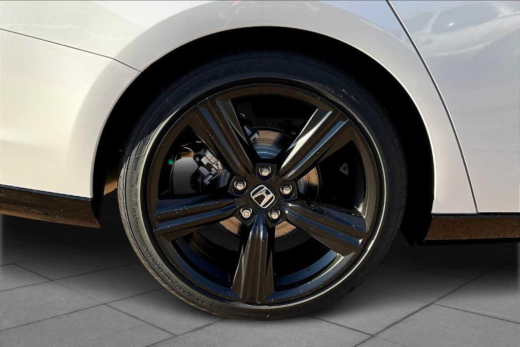 new 2025 Honda Accord Hybrid car, priced at $36,150