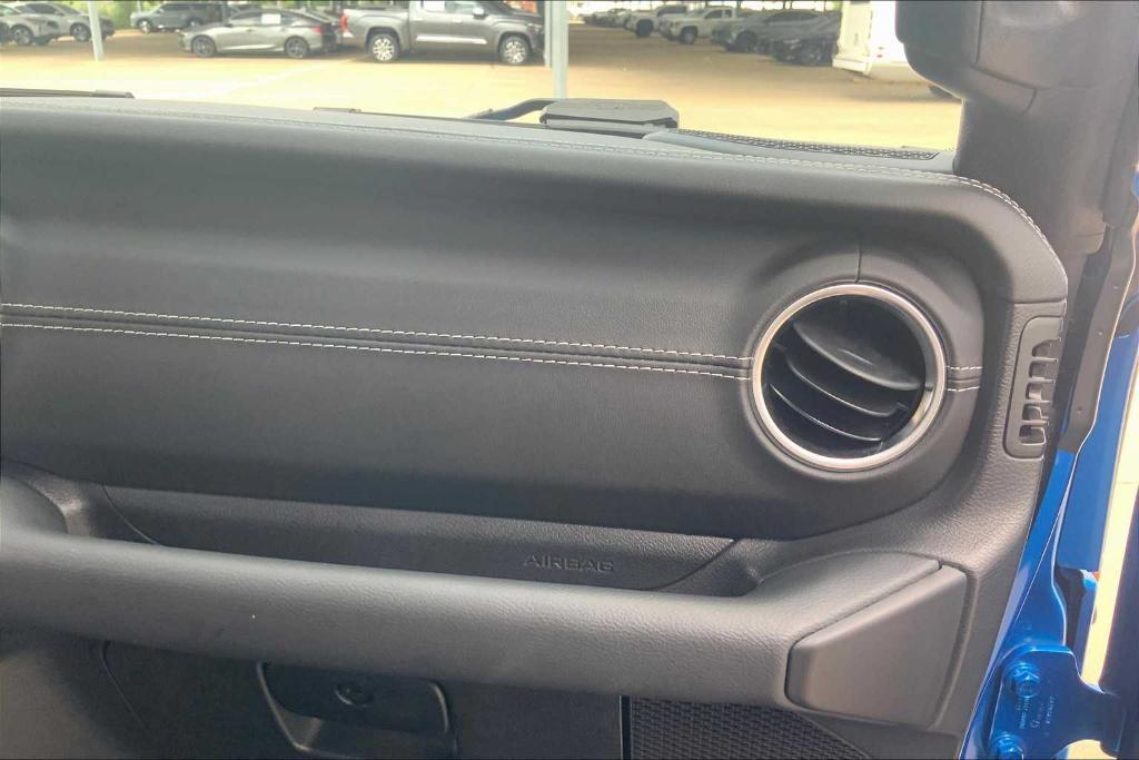 used 2022 Jeep Wrangler Unlimited car, priced at $36,755