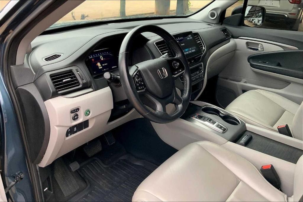 used 2021 Honda Pilot car, priced at $28,950