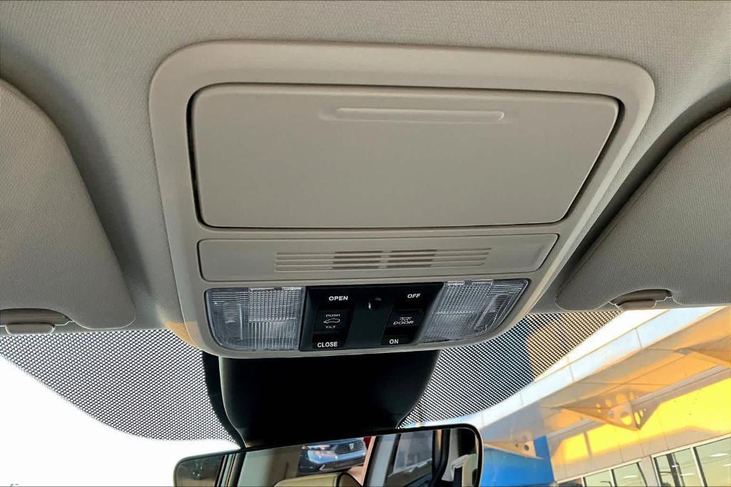 new 2026 Honda Odyssey car, priced at $47,865