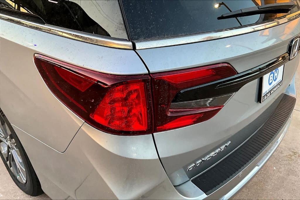 new 2026 Honda Odyssey car, priced at $47,865