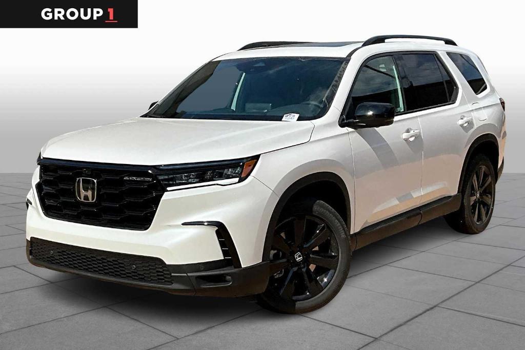 new 2025 Honda Pilot car, priced at $54,905